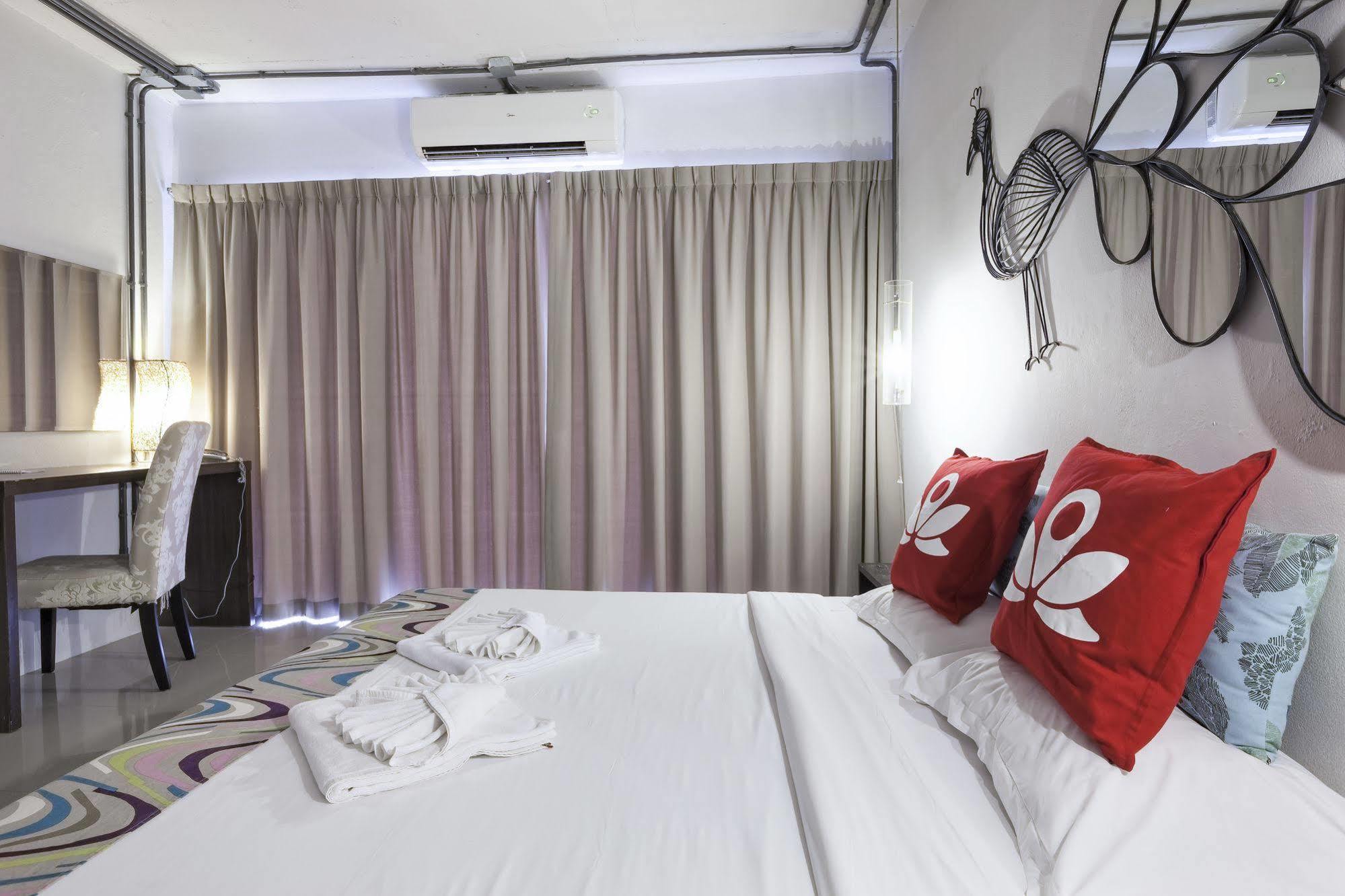 Zen Rooms Basic Nanai Phuket Patong Exterior foto